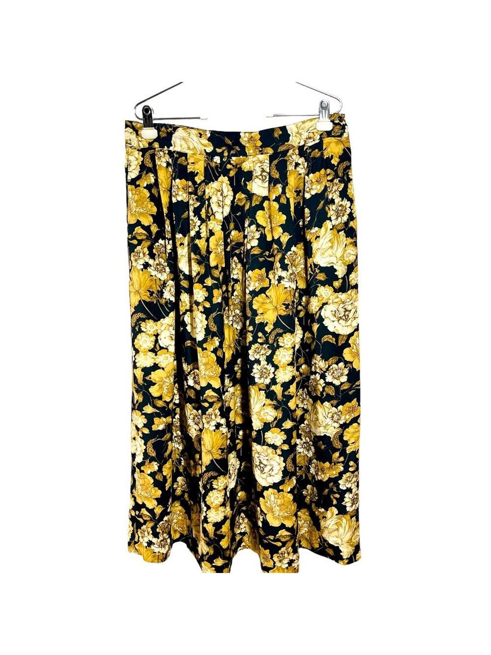 Rena Rowan by Seville skirt